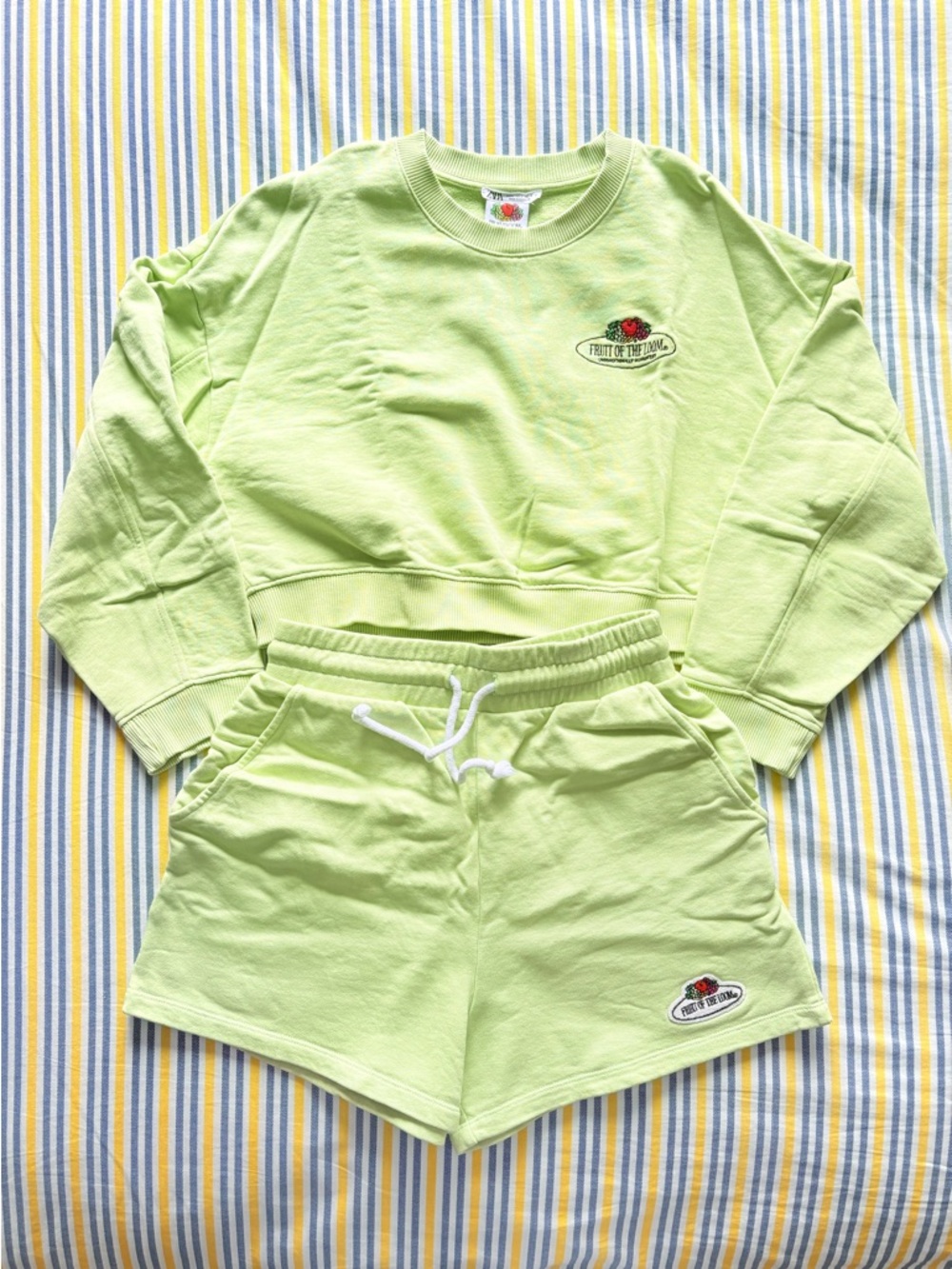 Zara✖️Fruit of the Loom Lime Green Cropped Sweatshirt & Shorts Set, 96% cotton